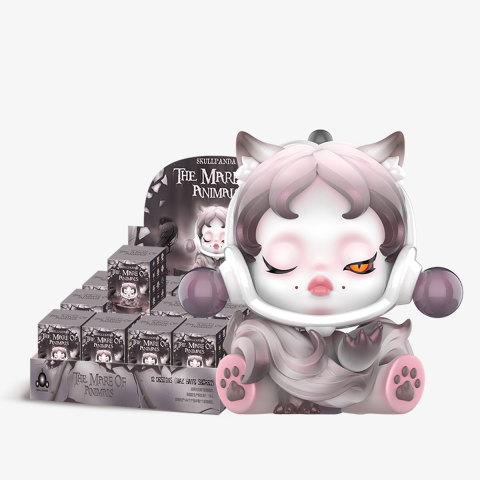 SKULLPANDA The Stocking Surprise Figure - POP MART (Thailand)