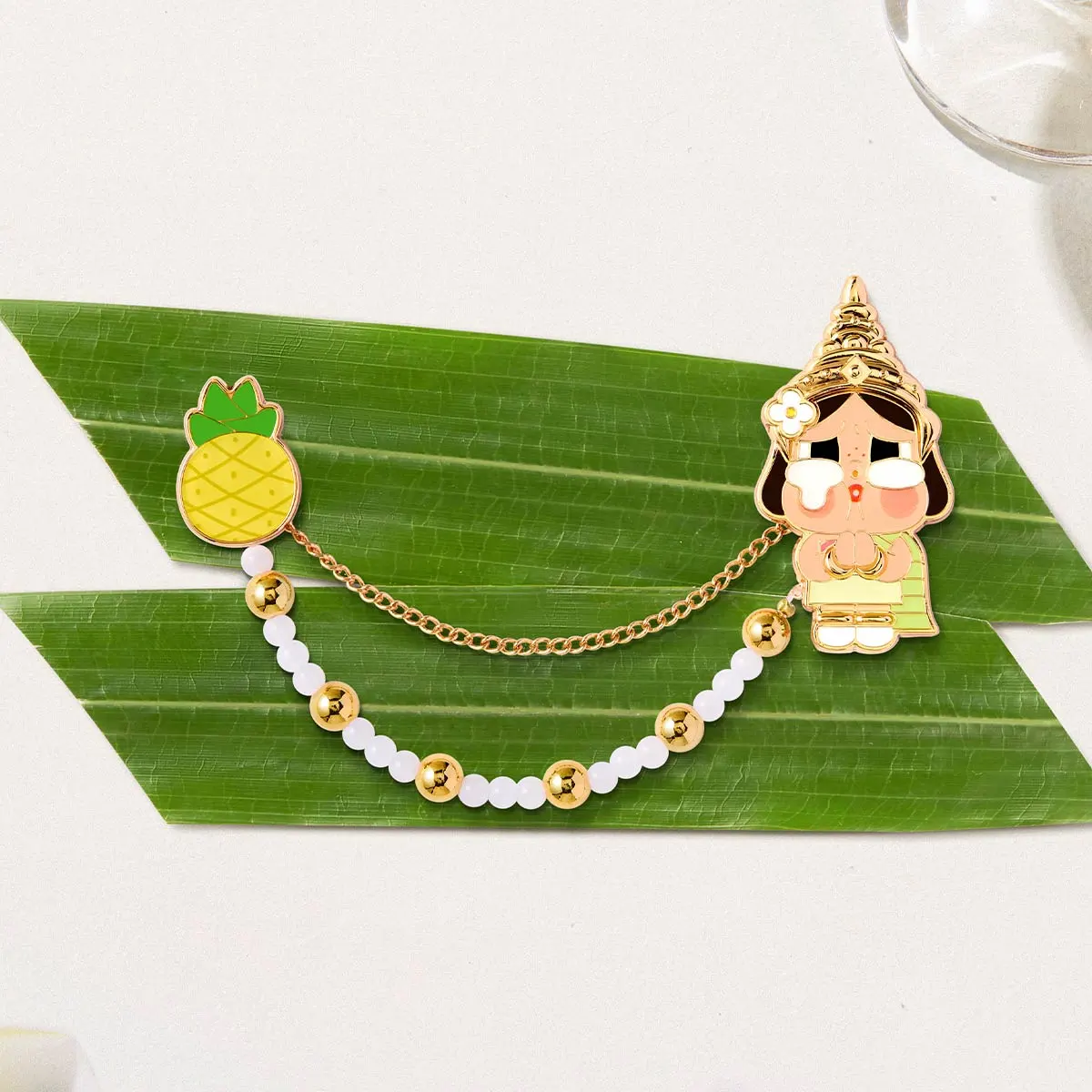 CRYBABY HELLO THAILAND Series_Badge - POP MART (Thailand)