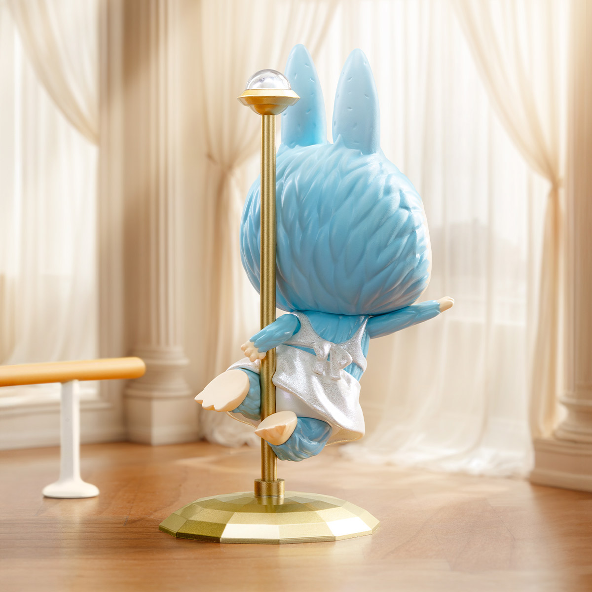 LABUBU Rhythmic Gymnastics Figure - POP MART (Thailand)