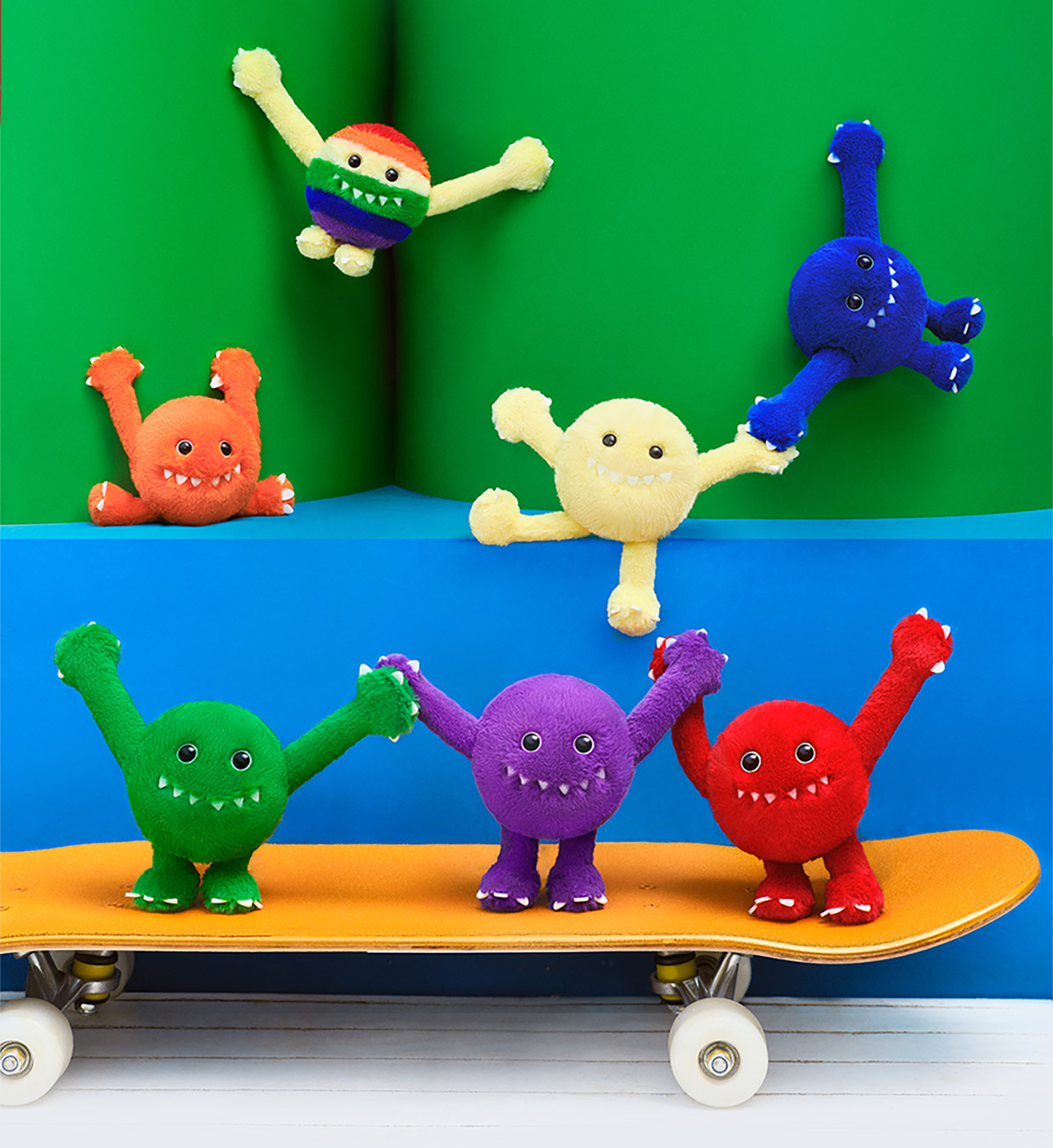 【POP MART 】INSTINCTOY HUG YOU アソートボックス Pop Mart Instinctoy Hug You Series Plush Pendant Assorted