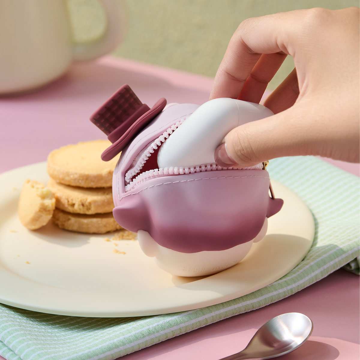 DIMOO Crush on Coffee Series-Earphone Case Blind Box - POP MART