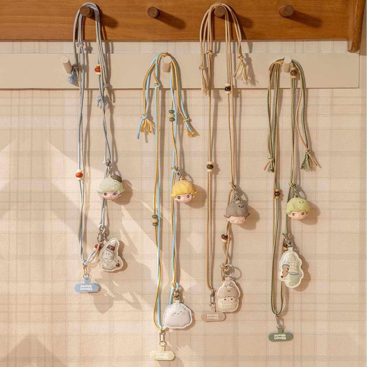 DIMOO WORLD ストラップ The Mishima Day