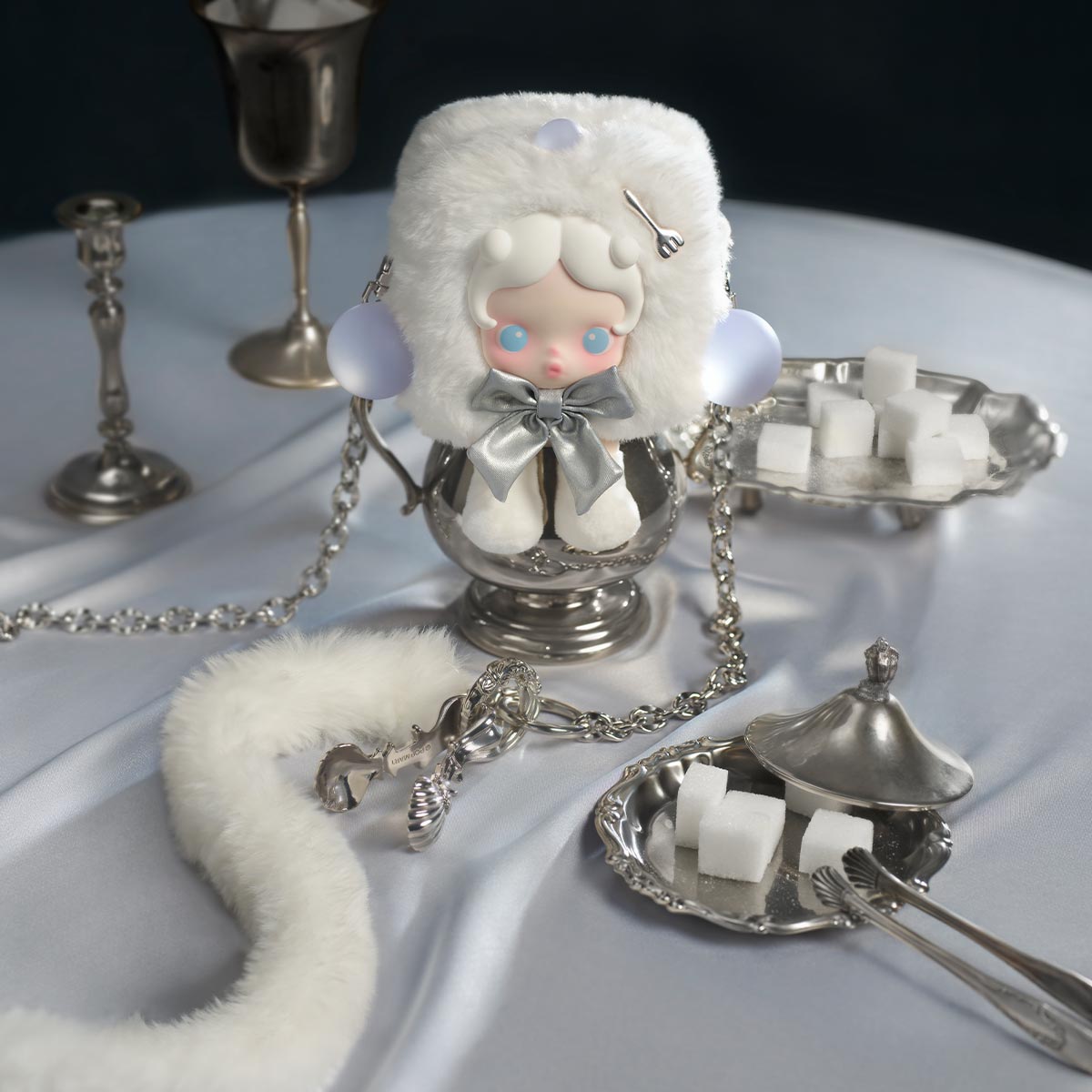 POPMARTSKULLPANDA The Feast Begins ミニバッグ SKULLPANDA The Feast Begins Series Mini Bag – WHOOPEA